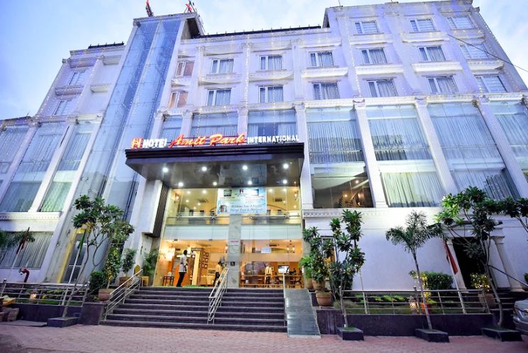 Bhilai_Hotel_amit_park_international_2