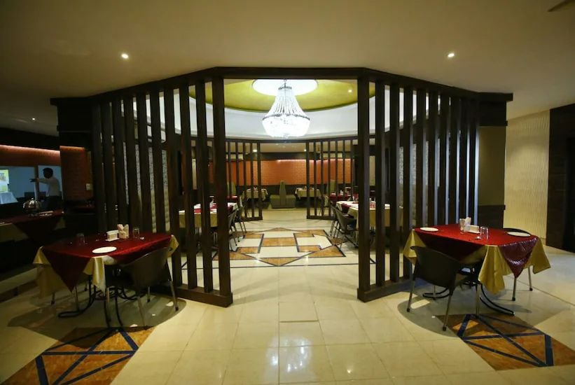 Bhilai_Hotel_himalaya_park_3