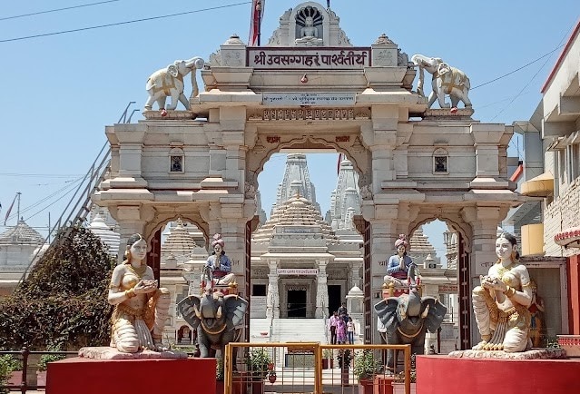 Bhilai_Uwasaggharam_parshwa_teerth_2