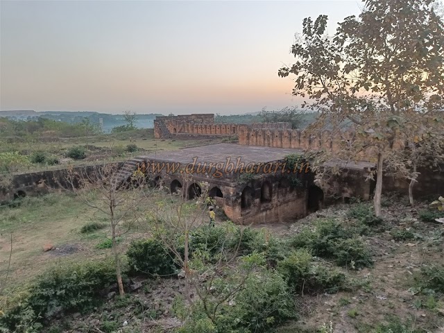 Chandrapur_Ballarpur_fort_2