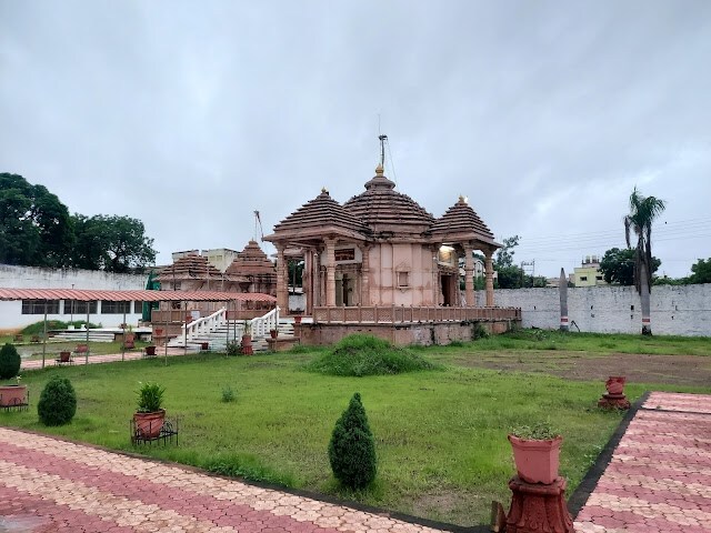 Chandrapur_Bhadravati_jain_temple_2