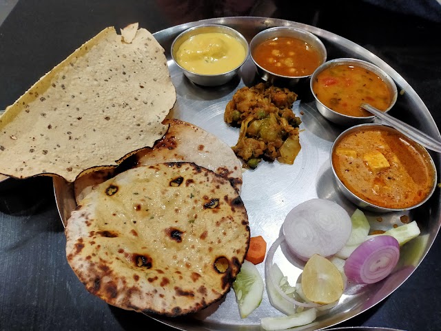 Chitrakoot_Ashok_hotel_and_restaurant_1