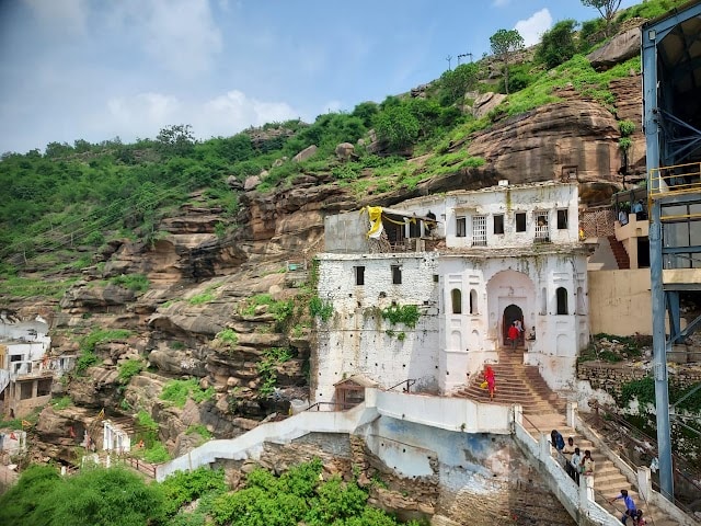 Chitrakoot_Hanuman_dhara_3