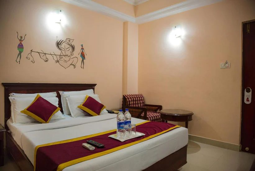 Chittoor_Hotel_saroj_krishna_4