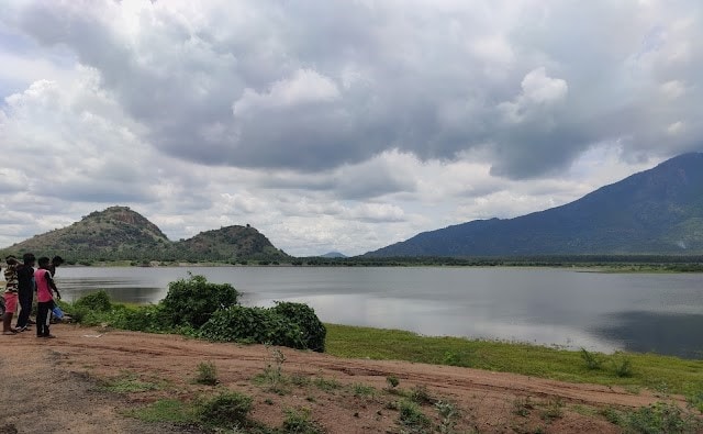 Dindigul_Kamarajar_lake_and_the_kamarajar_sagar_dam_2