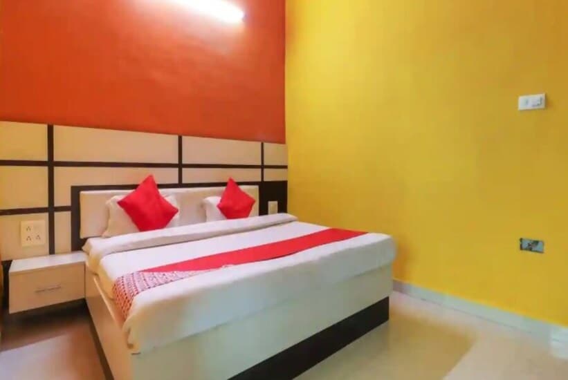 Etawah_Hotel_raj_resort_and_restaurant_1