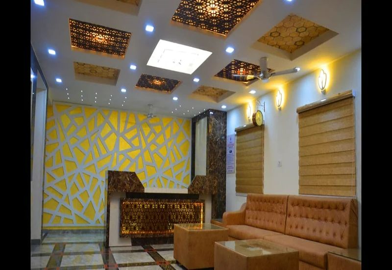 Gulbarga_Hotel_lotus_park_1