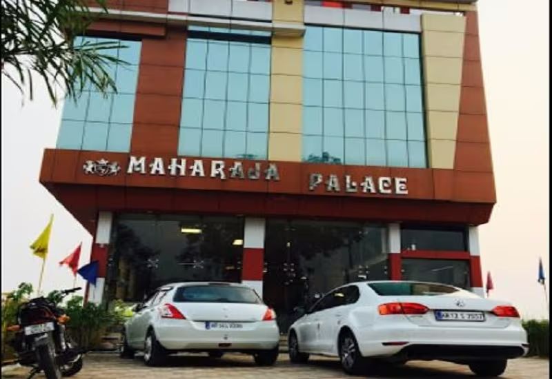 Jhajjar_Hotel_maharaja_palace_3