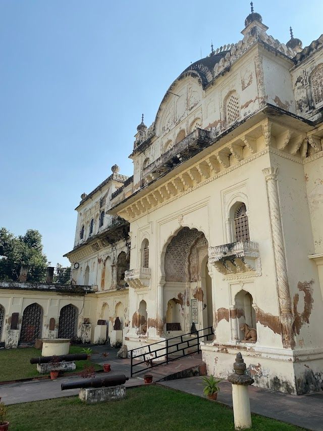 Khajuraho_Dhubela_museum_3