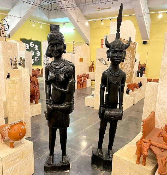 Khajuraho_Museum_of_tribal_and_folk_art_2