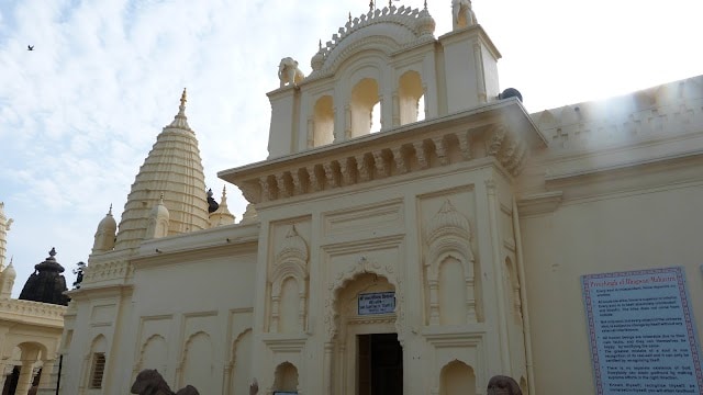 Khajuraho_Shantinatha_temple_2