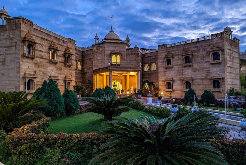Khajuraho_Syna_heritage_hotel_4
