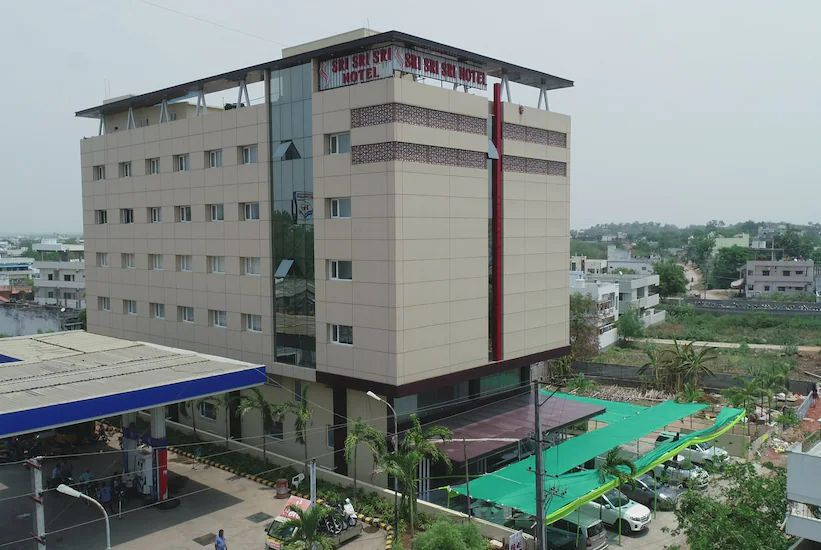 Khammam_Sri_sri_sri_hotel_3