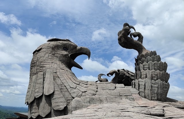 Kollam_Jatayu_nature_park_3