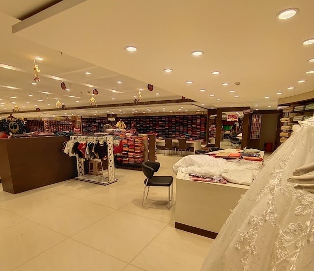 Kollam_Mall_of_joy_3