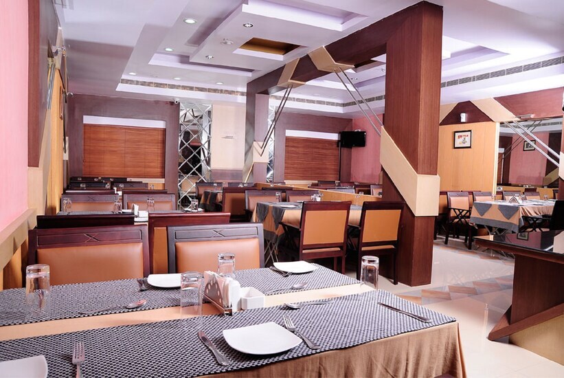 Kottayam_Hotel_national_park_3