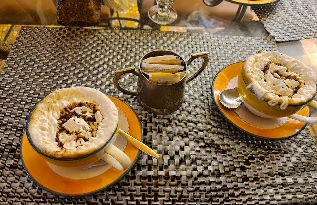 Kufri_Cafe_sol_2