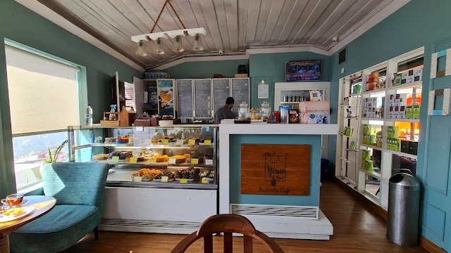 Kufri_Honey_hut_2