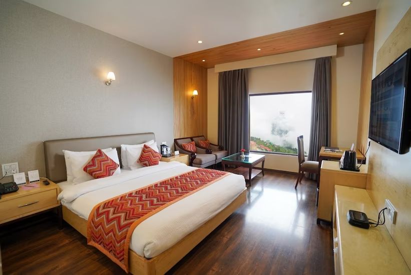 Kufri_Hotel_the_twin_towers_2