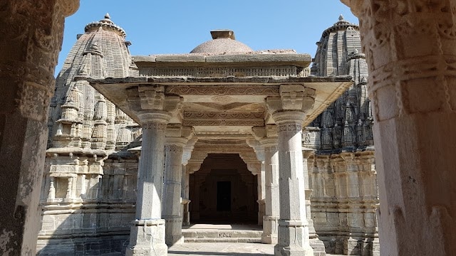 Kumbhalgarh_Vedi_temple_1
