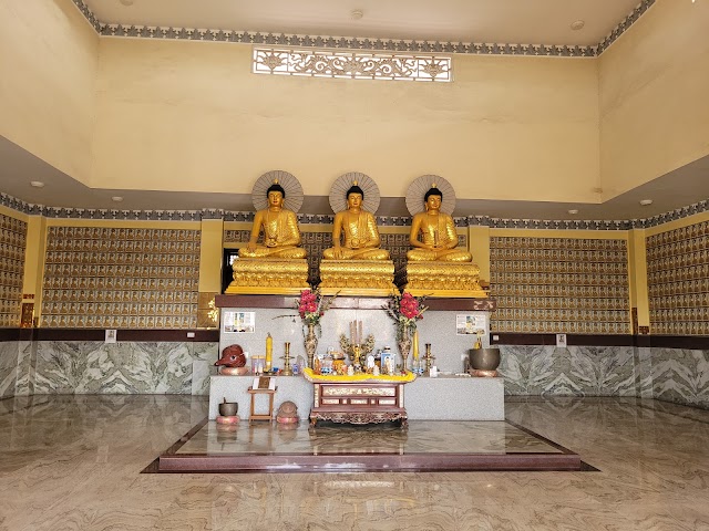 Kushinagar_Chinese_temple_3