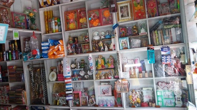 Kushinagar_Galaxy_gift_corner_1