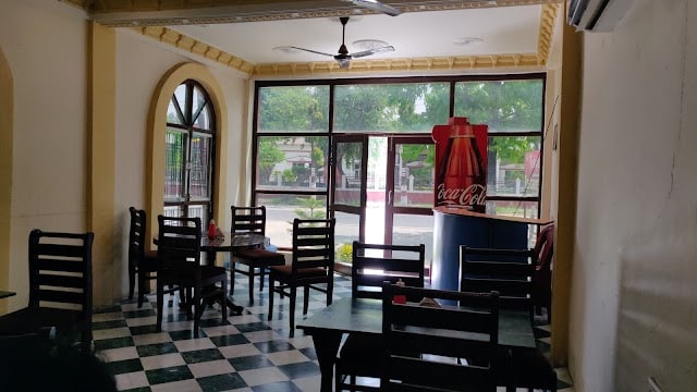 Kushinagar_Tokyo_a_multi_cuisine_restaurant_1
