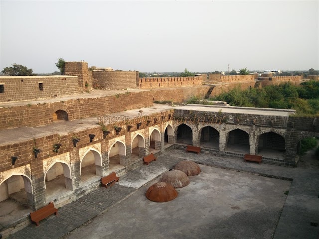 Latur_Ausa_fort_3