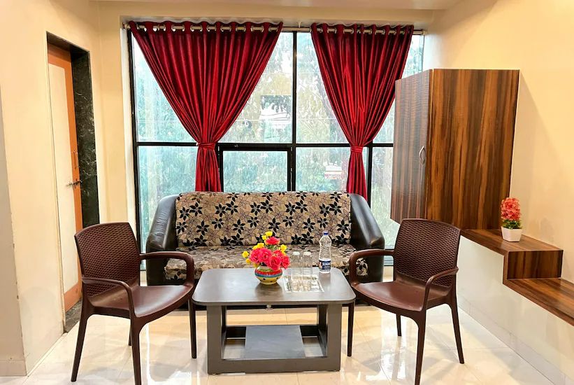 Latur_Hotel_udayshree_palace_2