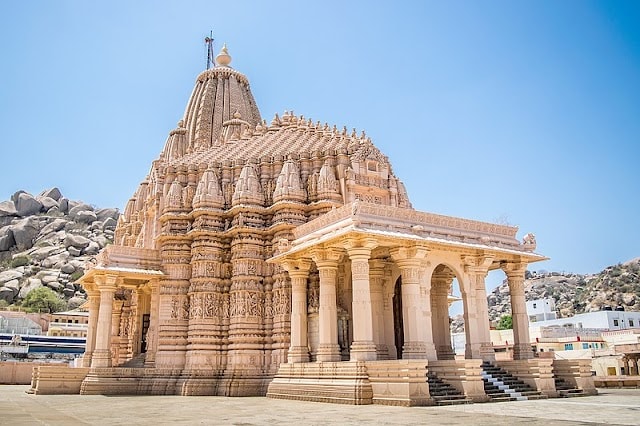 Mehsana_Taranga_hills_2