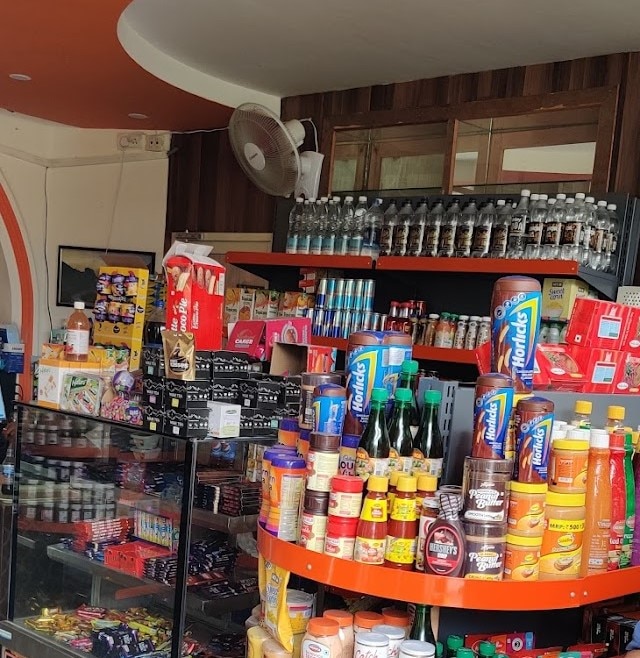 Palampur_Mini_super_ette_himachal_fruit_wines_1
