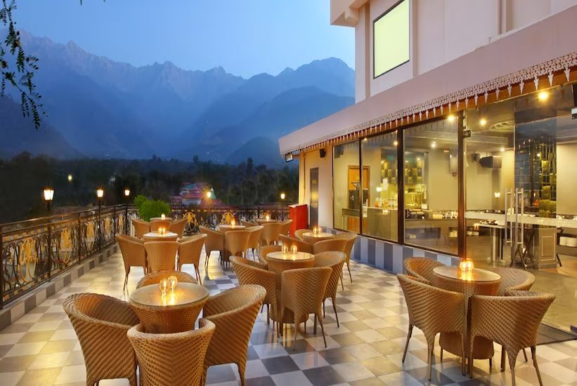Palampur_Rs_sarovar_portico_2