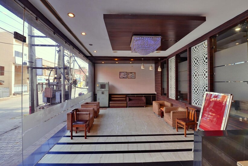 Pathankot_Hotel_capri_3