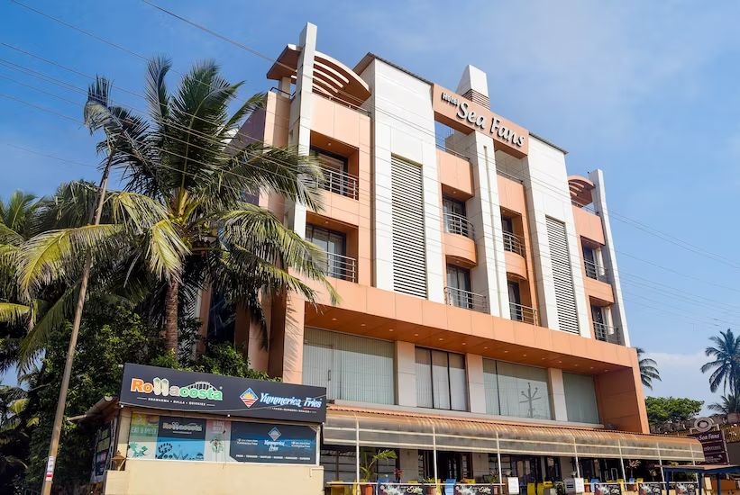 Ratnagiri_Hotel_sea_fans_1