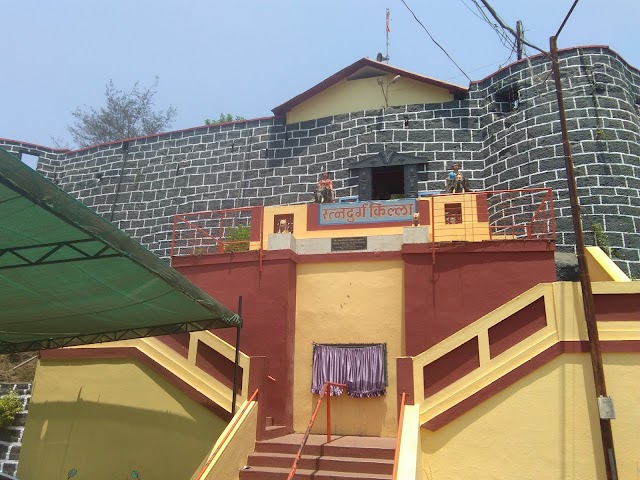 Ratnagiri_Ratnadurga_fort_2