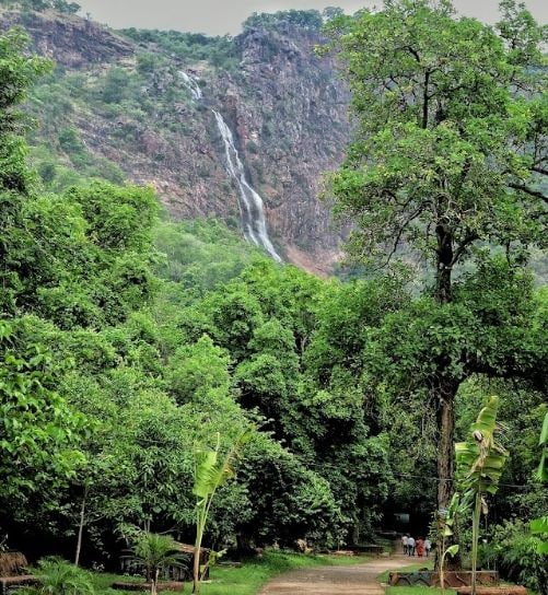 Rourkela_Khandadhar_waterfall_1