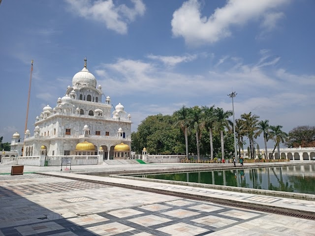 Rudrapur_Nanak_matta_gurudwara_1