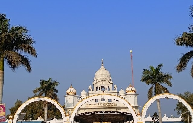 Rudrapur_Nanak_matta_gurudwara_2