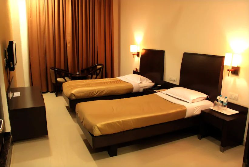 Sangli_Hotel_great_maratha_2