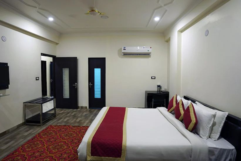 Sikar_Hotel_raisina_hill_1