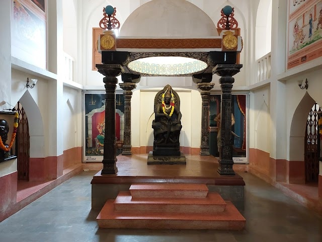 Tirunelveli_Kattabomman_memorial_fort_2