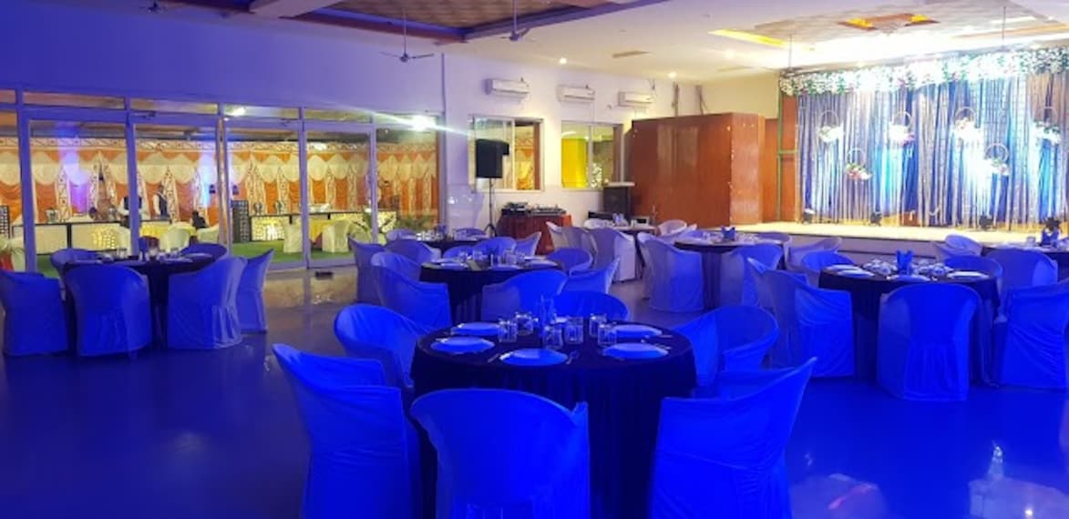 Akola_Greenland_cottages_3