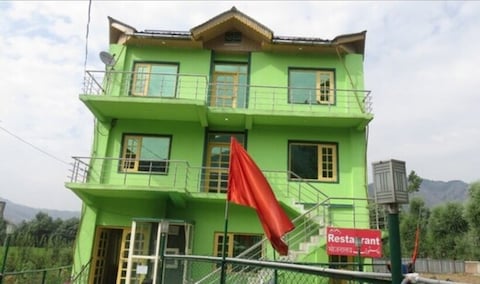 Green Gallery Guest House