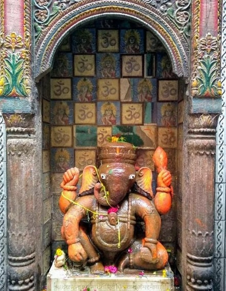 Ayodhya_Nageshwar_nath_temple-1