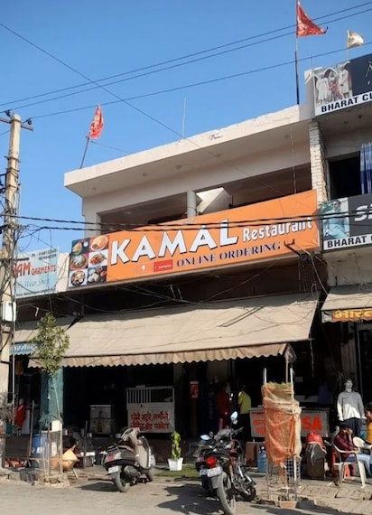 Bahadurgarh_Kamal_restaurant_1