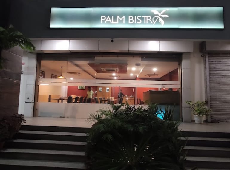 Bareilly_Palm_bistro_3