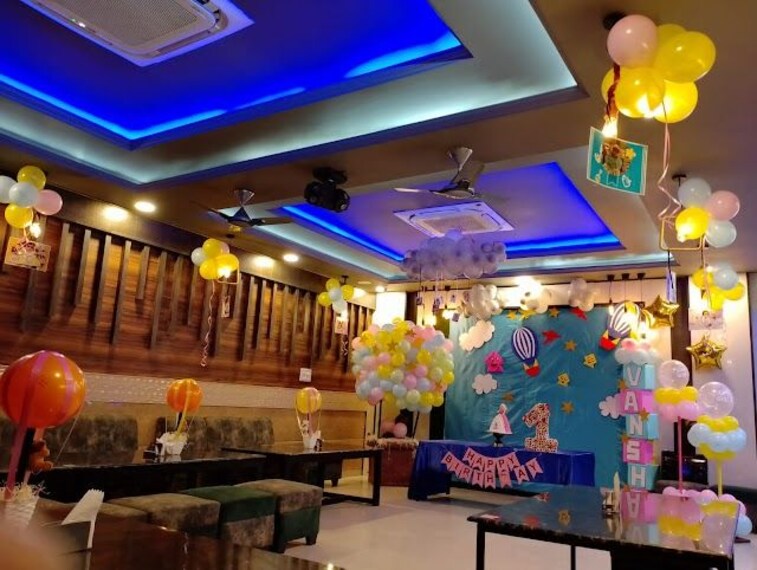 Bareilly_Rakabdar_cafe_2