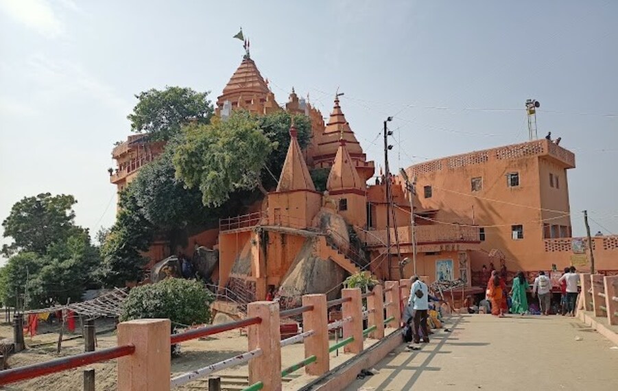 Bhagalpur_Ajgaivinath_temple_1