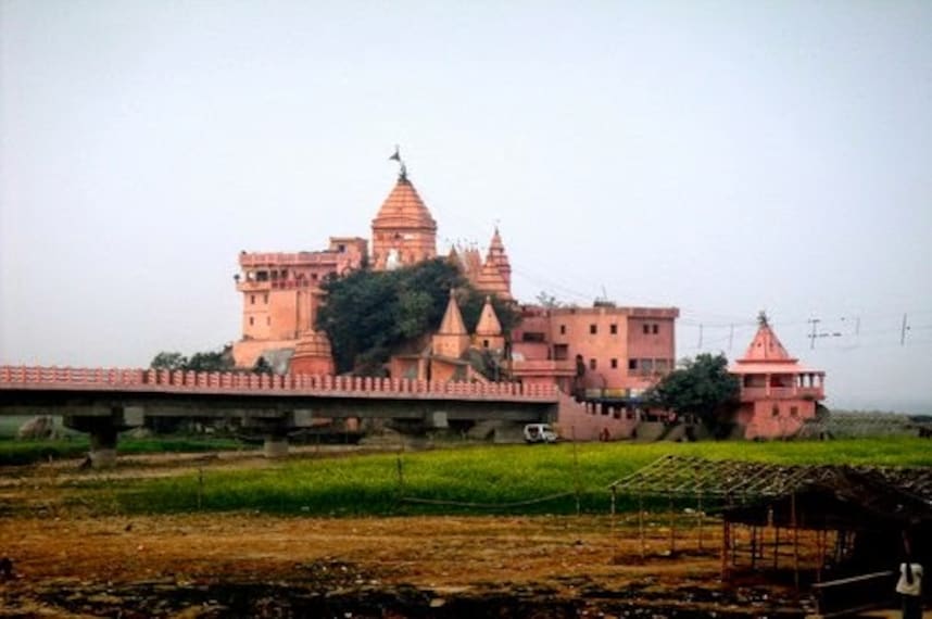 Bhagalpur_Ajgaivinath_temple_2