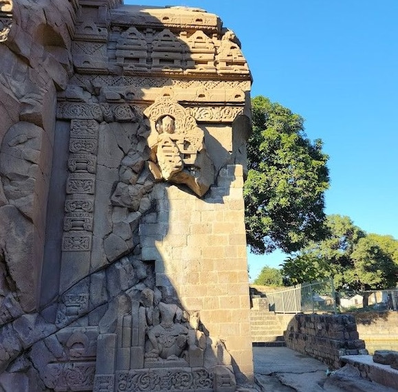 Bhagalpur_Colganj_rock_cut_temple_3